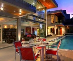 Villa Chackri: Al fresco dining area