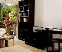 Villa Samakee: Business corner