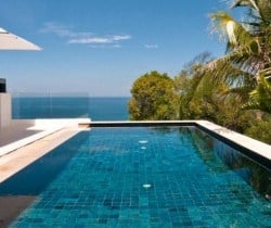 Villa Chan Grajang: Swimming pool