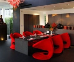 Villa Yin: Dining area