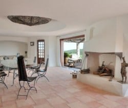 Villa Orange: Dining area