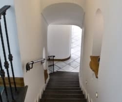Villa Seirenes: Stair