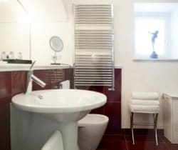 Villa Peacock: Bathroom