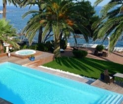 Villa Mistral: Swimming pool