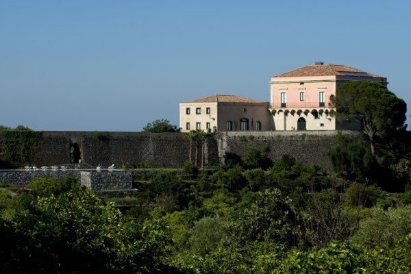 Villa Aitna: Outside view