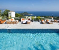 Villa Kimi: Swimming pool