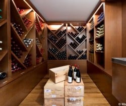 Villa Kimi: Wine cellar
