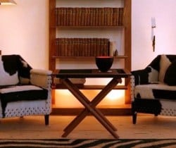 Chesa Albertini: Living room