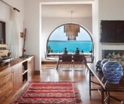 Villa Aqua: Living and dining area
