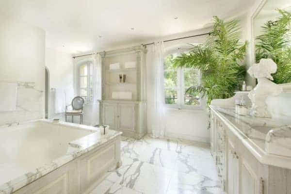 Villa Beryl: Bathroom