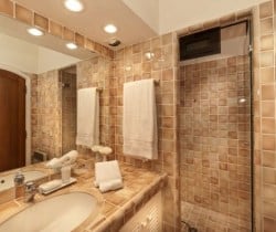 Villa Brigitte: Bathroom