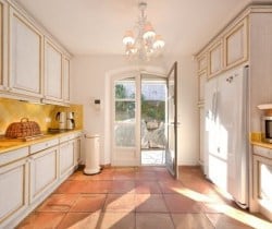 Villa Kassie: Kitchen