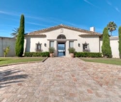 Villa Vivaldi: Entrance