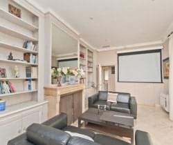 Villa Vivaldi: Cinema room