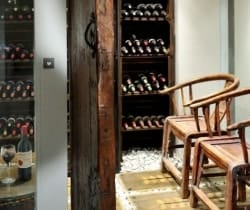 Chalet Himalaya: Wine cellar