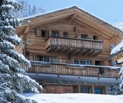 Chalet Angel: Outside view