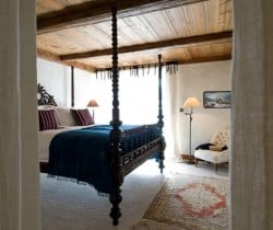 Chalet Beauty: Bedroom
