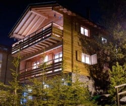 Chalet Daisy: Outside view