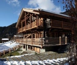 Chalet La Buche: Outside view