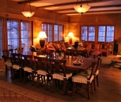 Chalet Nevai: Dining area