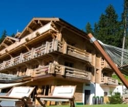 Chalet Thamar: Summer view