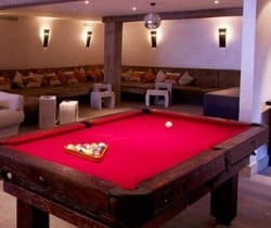 Chalet Thamar: Pool table