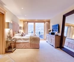 Chalet Jewel: Bedroom