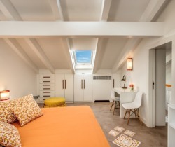 Villa-Zarina-Bedroom