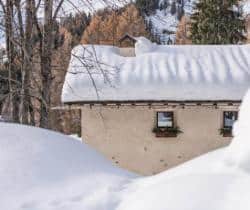 Chalet-Naturae-Outdoor-in-winter