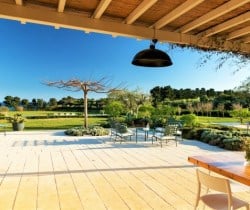 Villa-Avola-Al-fresco-dining-area