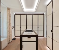 Villa-Divinity-Walk-in-closet