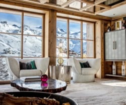 Chalet-Eden-Club-room