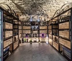 Chalet-Eden-Wine-cellar