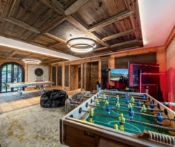 Chalet-Eden-Games-room