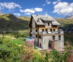 Chalet-Eden-Summer-views