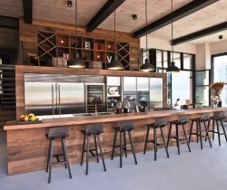 Villa-Breakwater_Griante-Kitchen