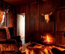 Villa-Breakwater_Griante-Entertaining-area