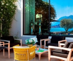 Villa-Breakwater_Griante-Outdoor-chill-out-area