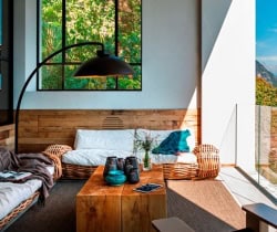 Villa-Breakwater_Griante-Outdoor-chill-out-area