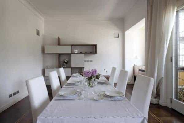 Apartment Cavour: Dining area
