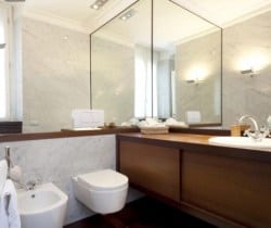 Apartment Cavour: Bathroom