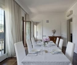 Apartment Cavour: Dining area