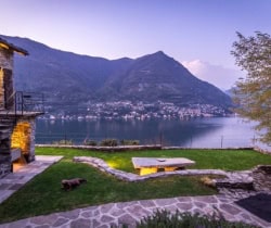 Villa Felce-Al fresco dining area