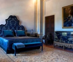 Villa Gallio-Bedroom