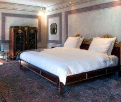 Villa Gallio-Bedroom