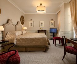 Villa-Garrovo-Bedroom
