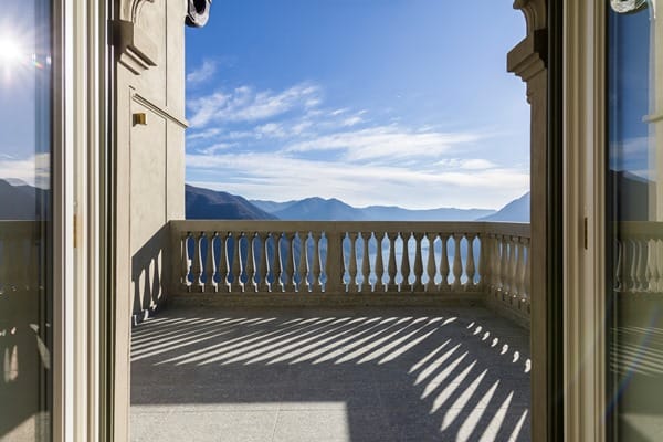 Villa-Liberty-Bedroom-balcony