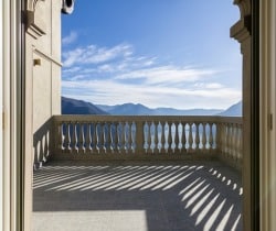 Villa-Liberty-Bedroom-balcony