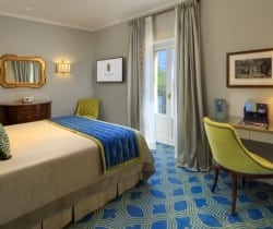Villa-Malakoff-Bedroom