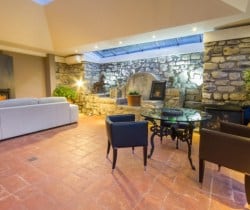 Villa-Valli-Living-room